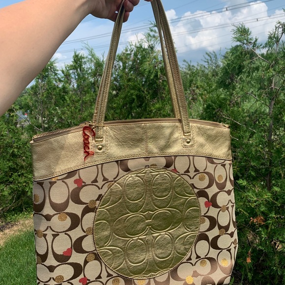 Gold Coach Tote Laura Signature Like New - Picture 8 of 8
